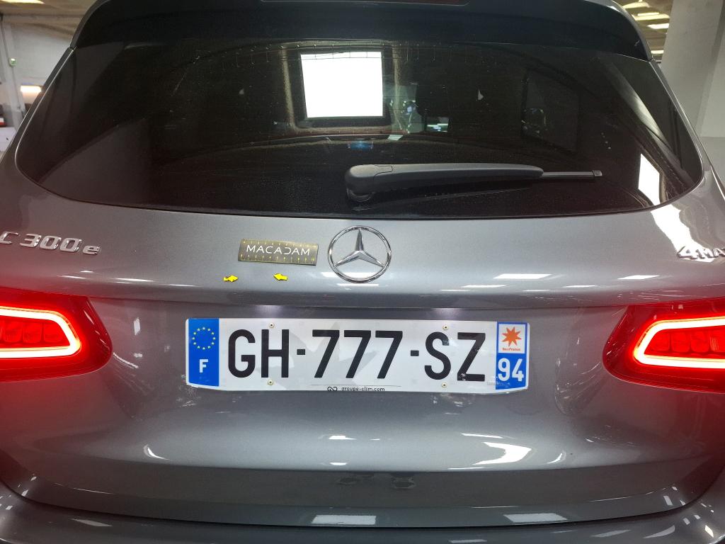 MERCEDES MERCEDES CLASSE GLC 300 e 9G-Tronic 4Matic AMG Line 2022