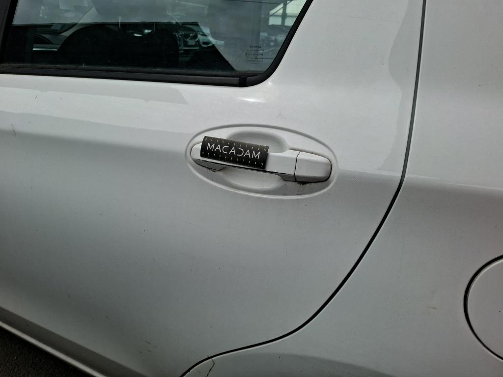 TOYOTA  2019
