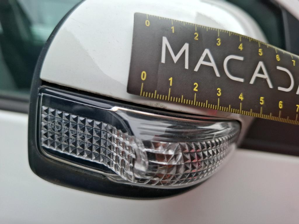 TOYOTA  2019