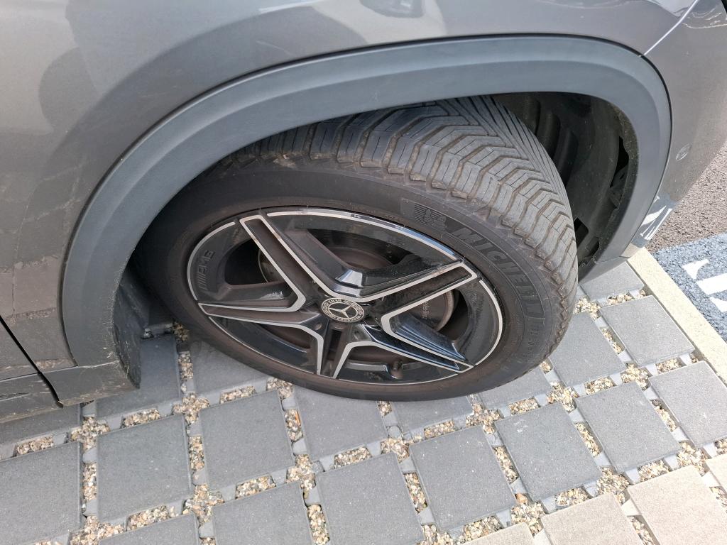 MERCEDES MERCEDES GLA II 220 d 8G-DCT 4Matic AMG Line 2023