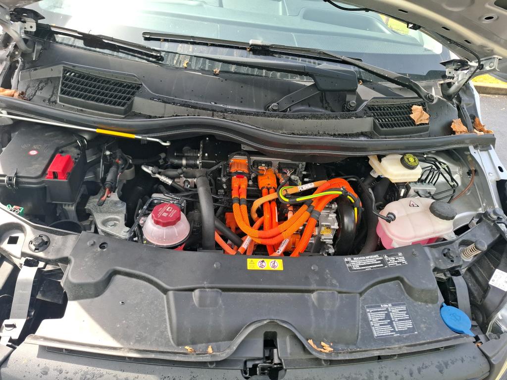 MERCEDES MERCEDES VITO FOURGON EVITO 60 KWH LONG FWD - 2024