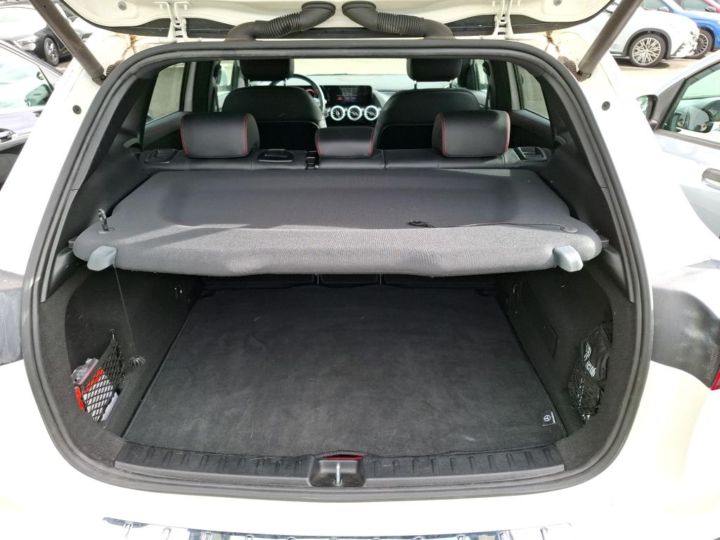 MERCEDES MERCEDES GLA II 250 e 8G-DCT AMG Line 2021