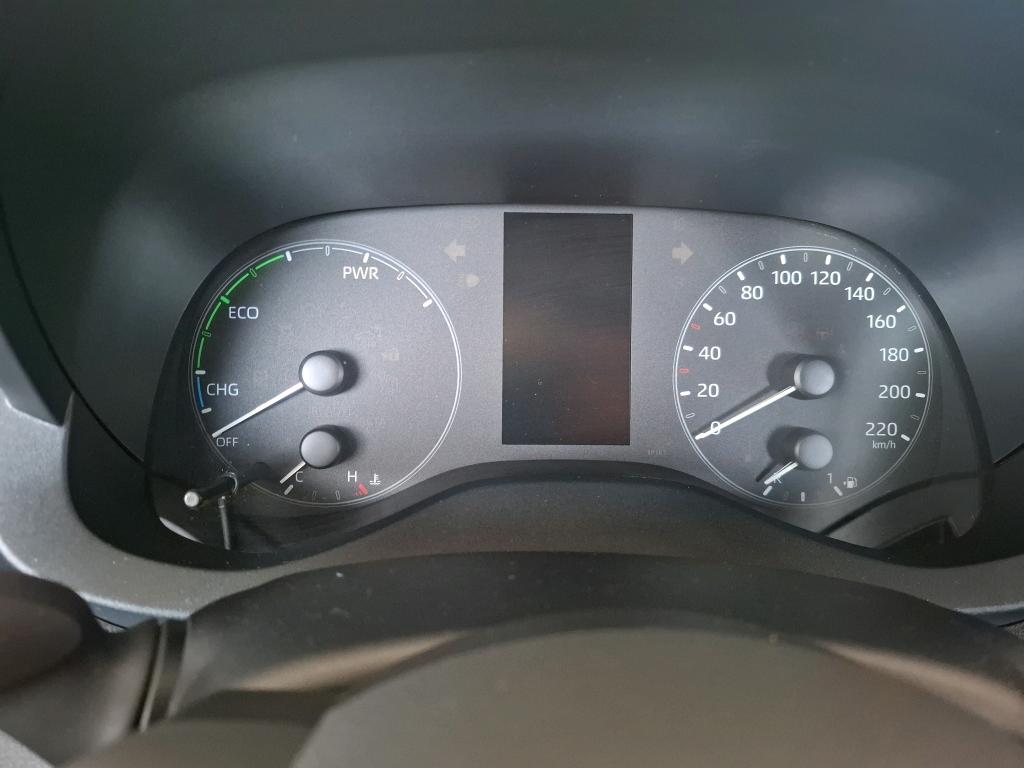 TOYOTA  2022