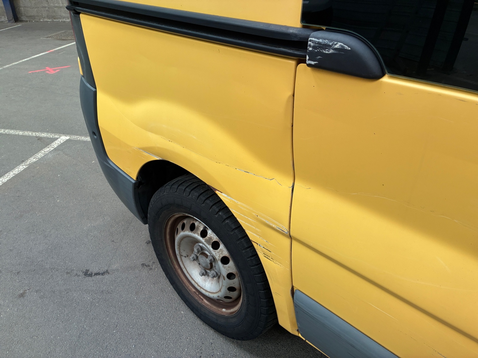 RENAULT TRAFIC FOURGON TRAFIC FGN DCI 90 L1H2 1200 KG CONFORT EURO 5 2014