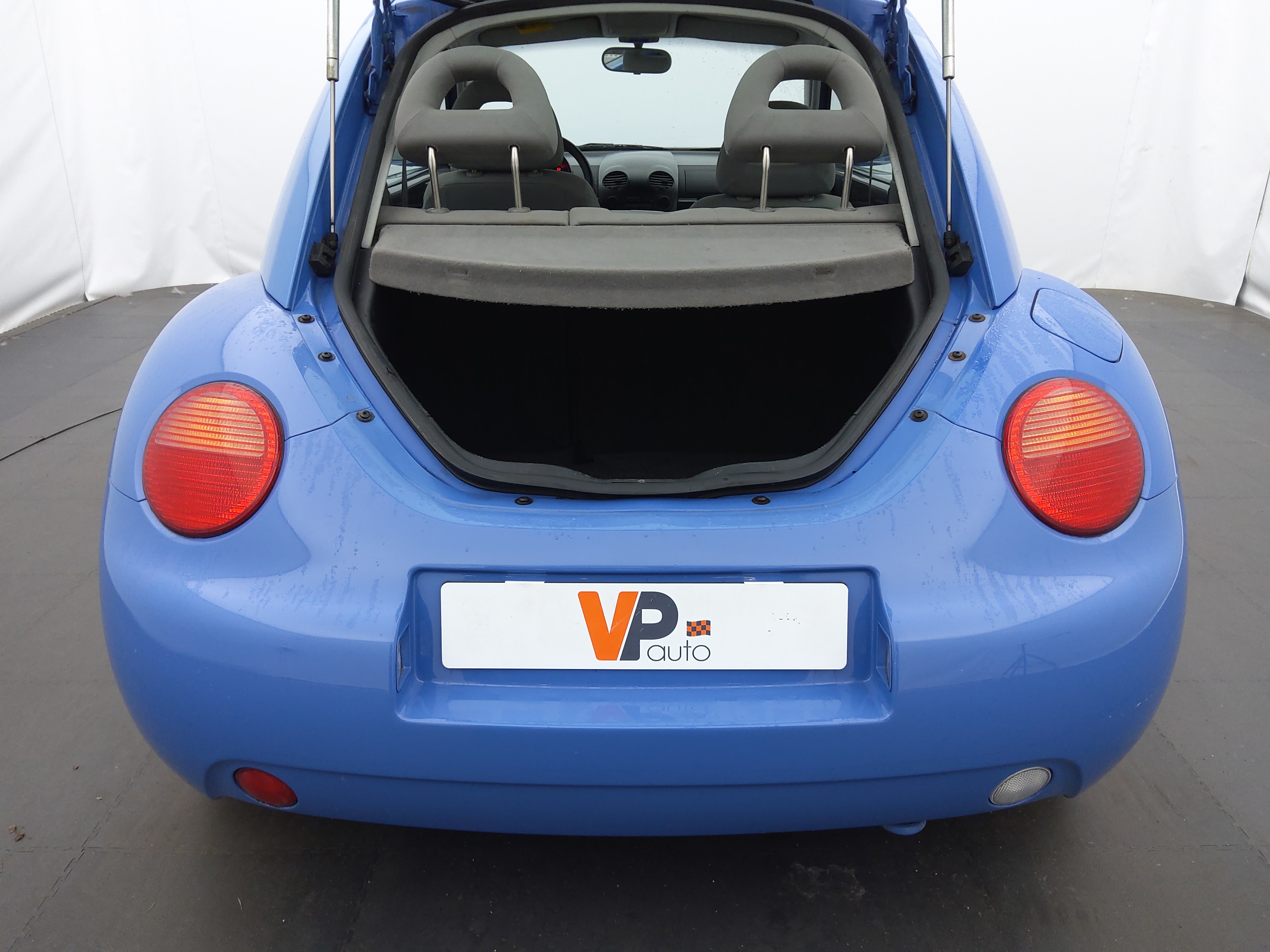 VOLKSWAGEN  2002
