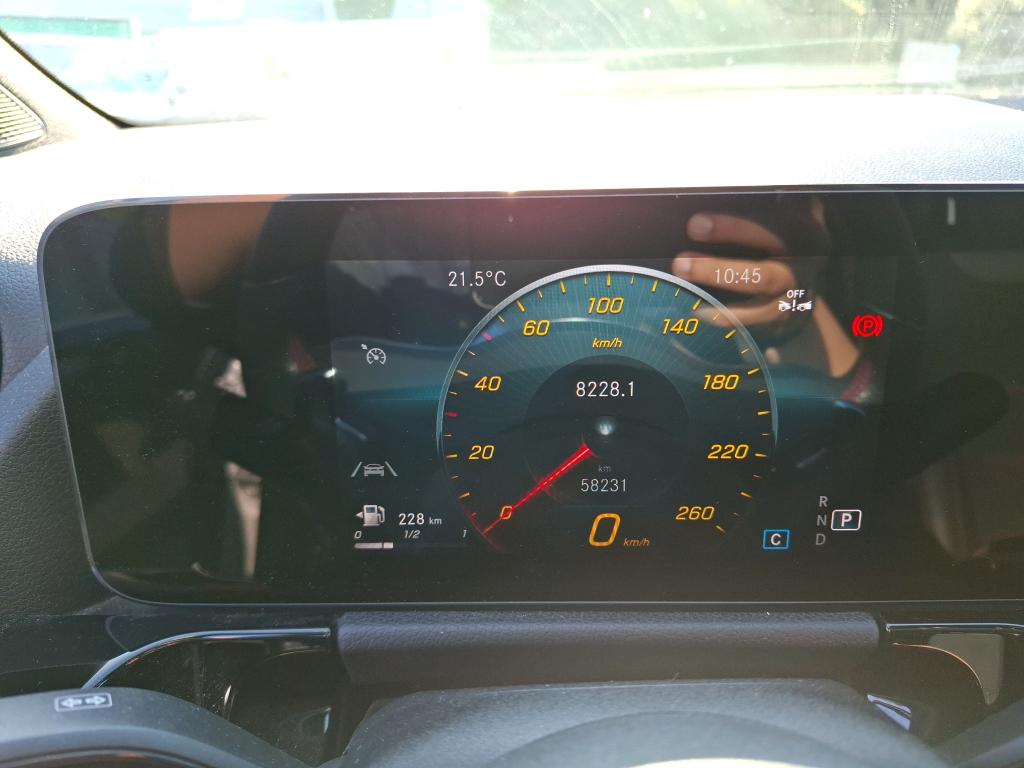 MERCEDES MERCEDES GLA II 200 d 8G-DCT AMG Line 2022