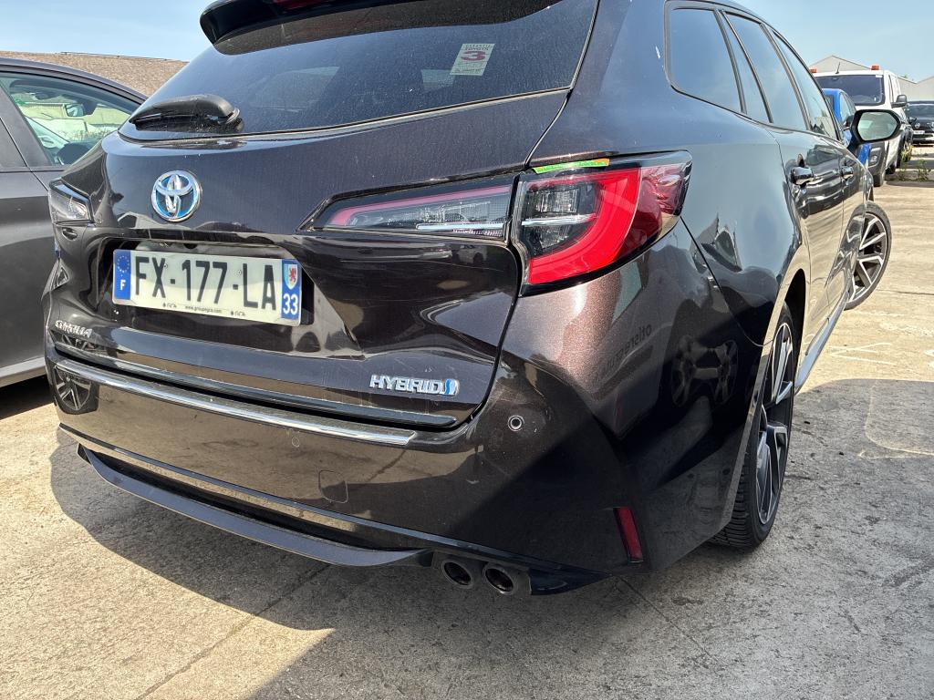 TOYOTA  2021