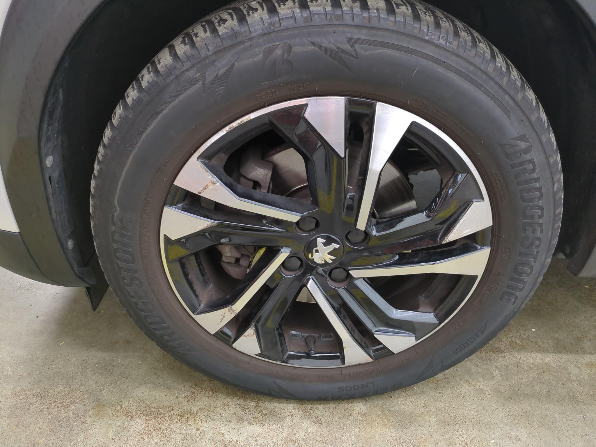PEUGEOT 2008 BUSINESS BlueHDi 130 S&S EAT8 Allure 2021
