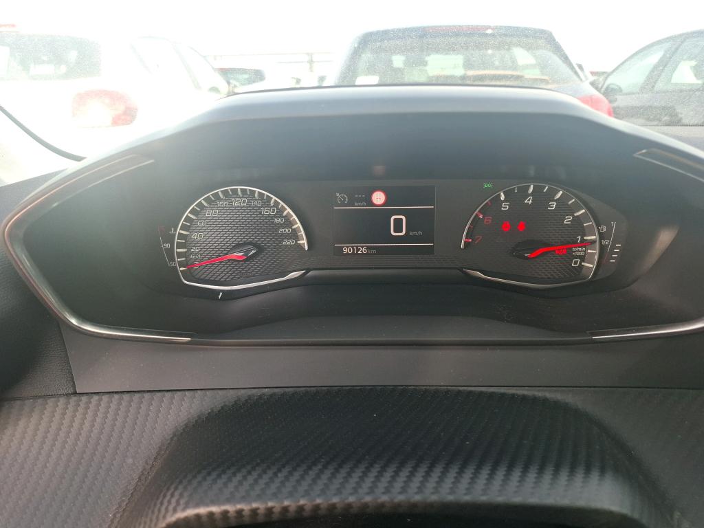 PEUGEOT PEUGEOT 208) 208 BlueHDi 100 S&S BVM6 Active Pack 2023