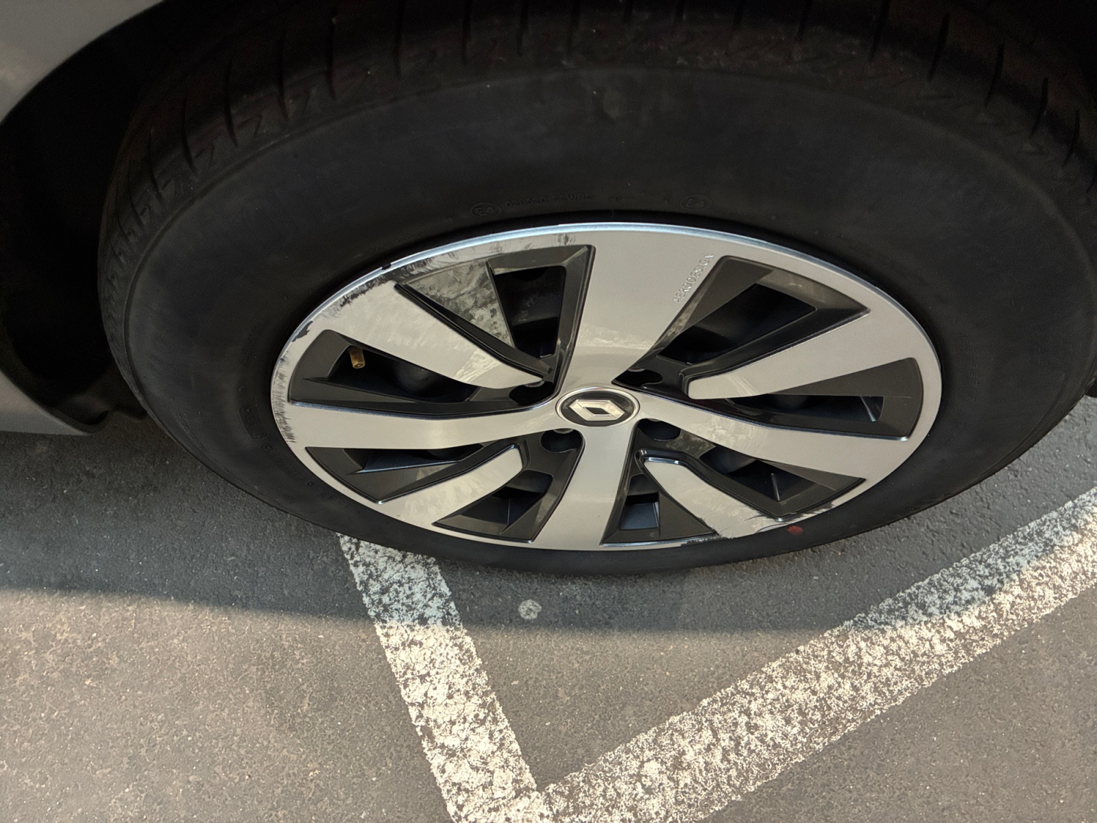 RENAULT Clio E-Tech full hybrid 145 2023