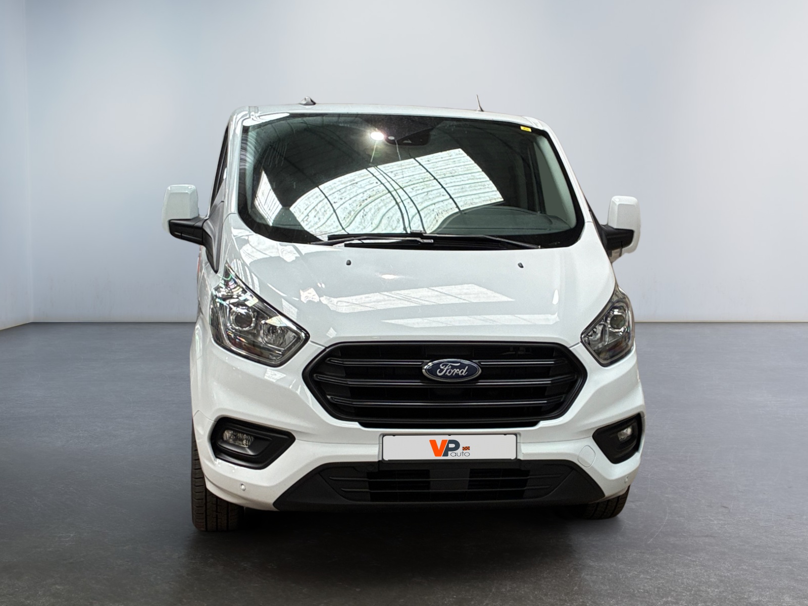 FORD TRANSIT CUSTOM FOURGON 300 L2H1 2.0 ECOBLUE 170 BVA TREND BUSINESS 2023