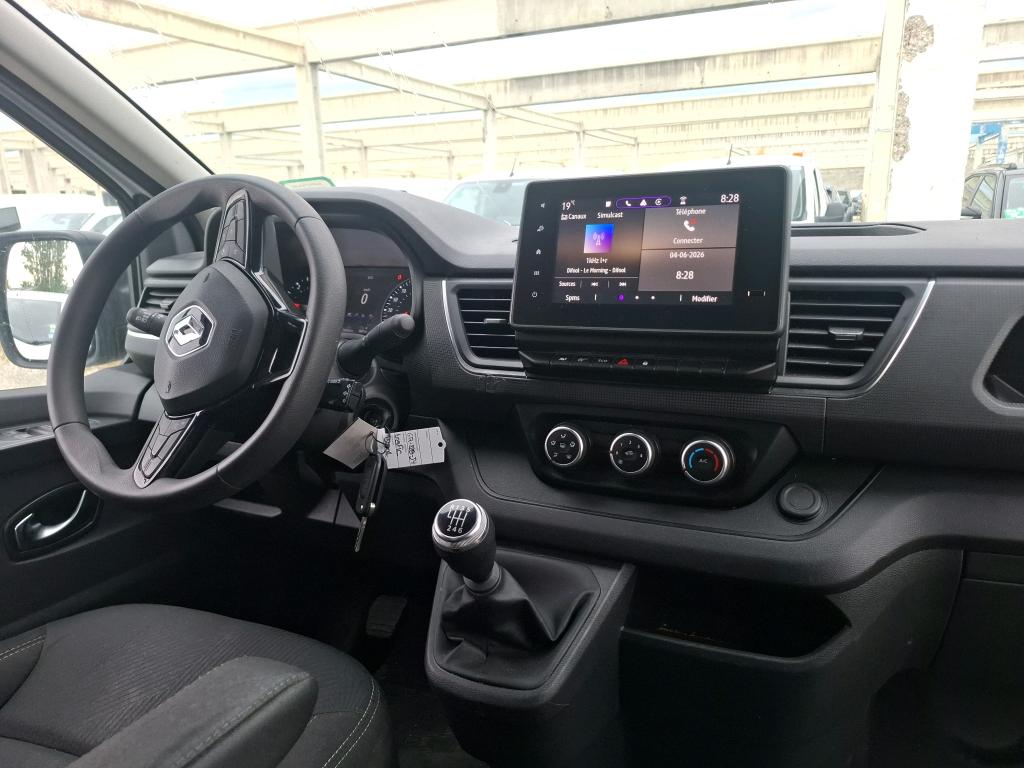 RENAULT RENAULT TRAFIC FOURGON FGN L1H1 3000 KG BLUE DCI 130 GRAND CONFORT 2023