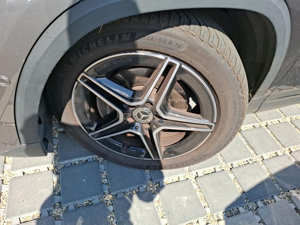 MERCEDES MERCEDES GLA II 220 d 8G-DCT 4Matic AMG Line 2023