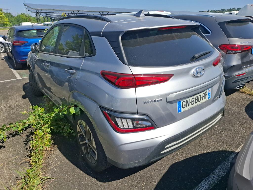 HYUNDAI  2023