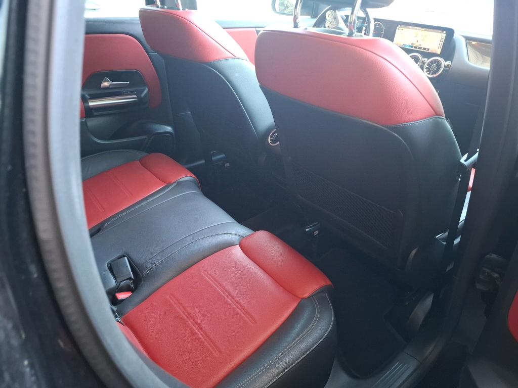 MERCEDES MERCEDES GLA II 200 d 8G-DCT AMG Line 2021