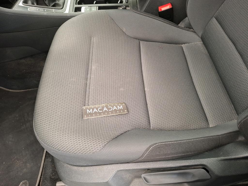 VOLKSWAGEN  2019