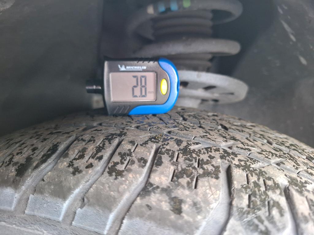 TOYOTA  2022