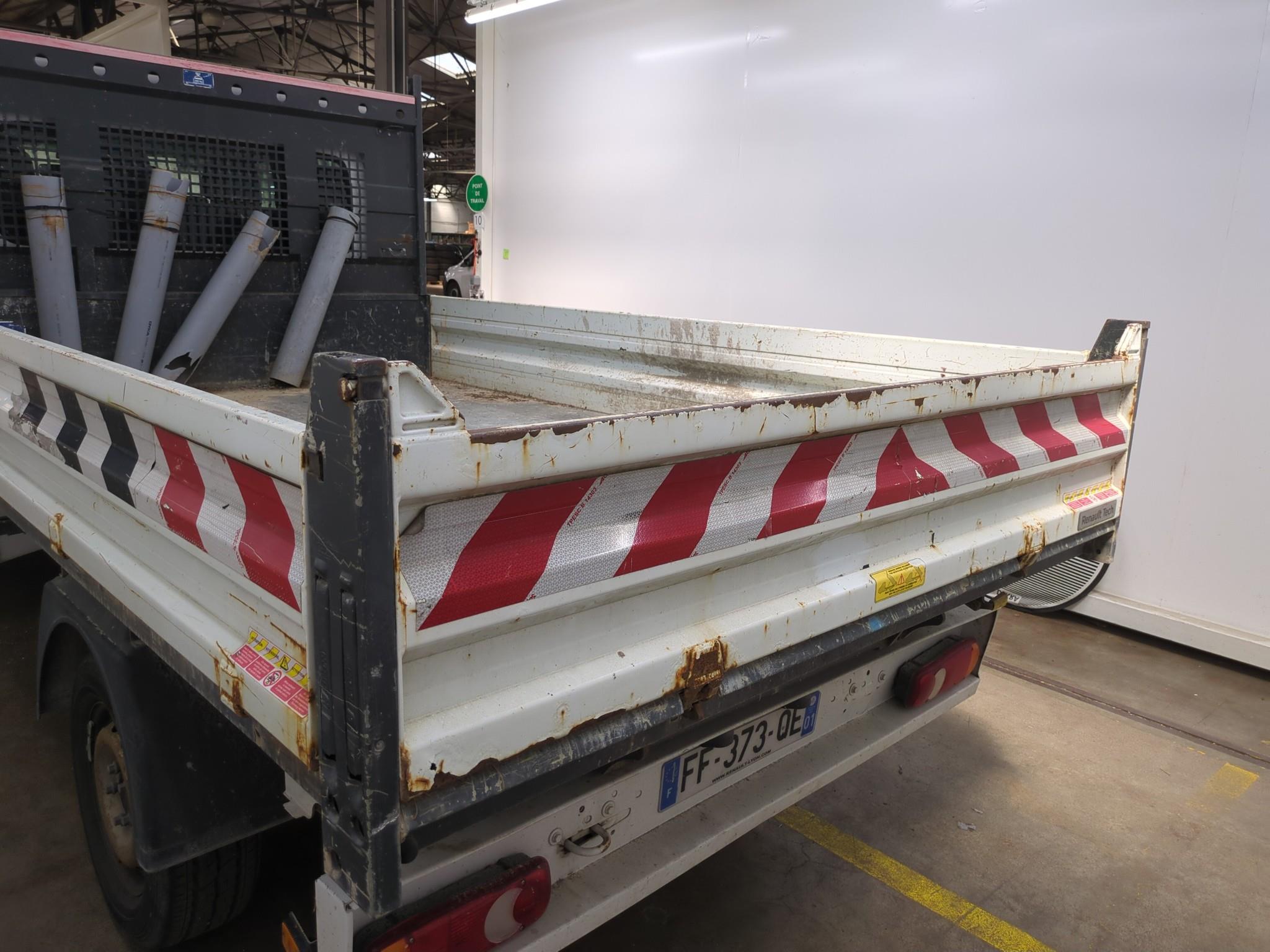 RENAULT MASTER TRANSPORTS SPECIFIQUES (07/2010-0 BD L3 3.5t dCi 130 E6 CONFORT 7 PL 2019