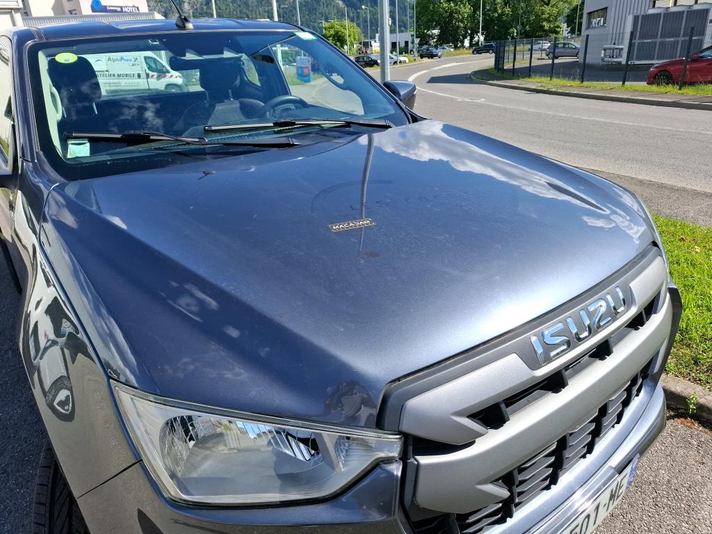 ISUZU  2022