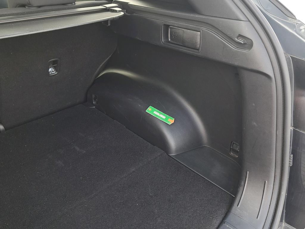 HYUNDAI  2023
