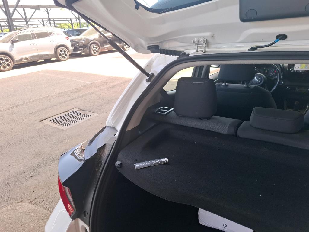 TOYOTA  2022