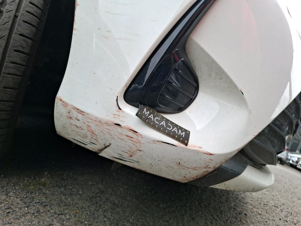 TOYOTA  2019