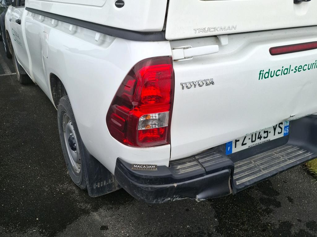 TOYOTA  2021