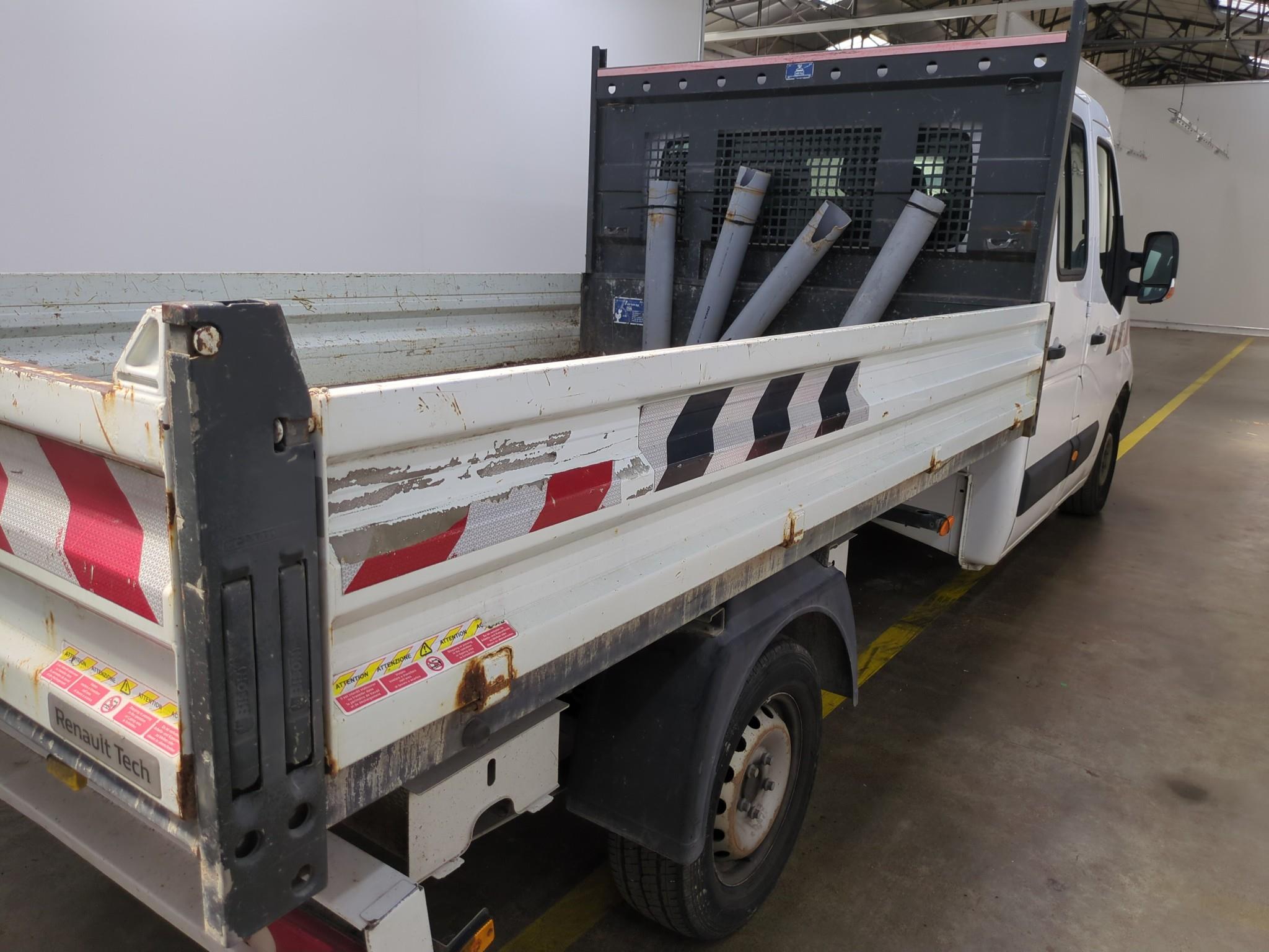 RENAULT MASTER TRANSPORTS SPECIFIQUES (07/2010-0 BD L3 3.5t dCi 130 E6 CONFORT 7 PL 2019