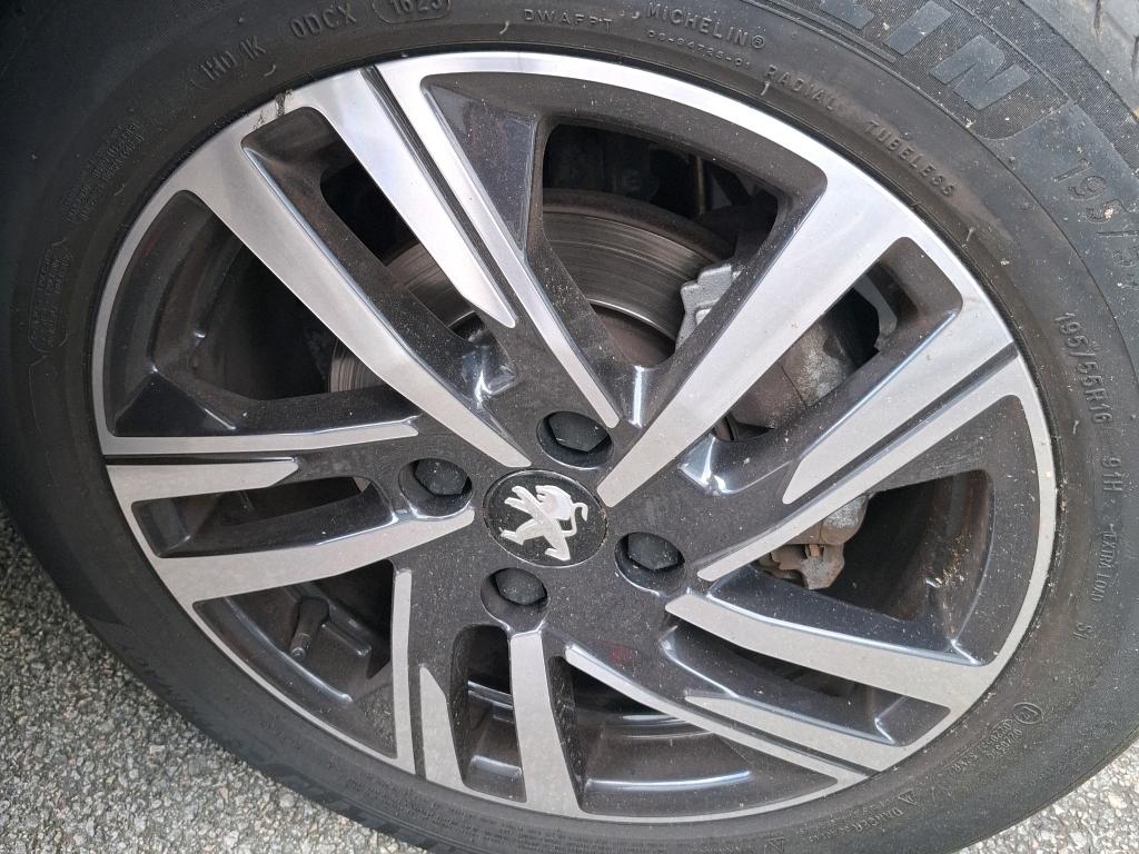 PEUGEOT PEUGEOT 208) 208 PureTech 75 S&S BVM5 Style 2023