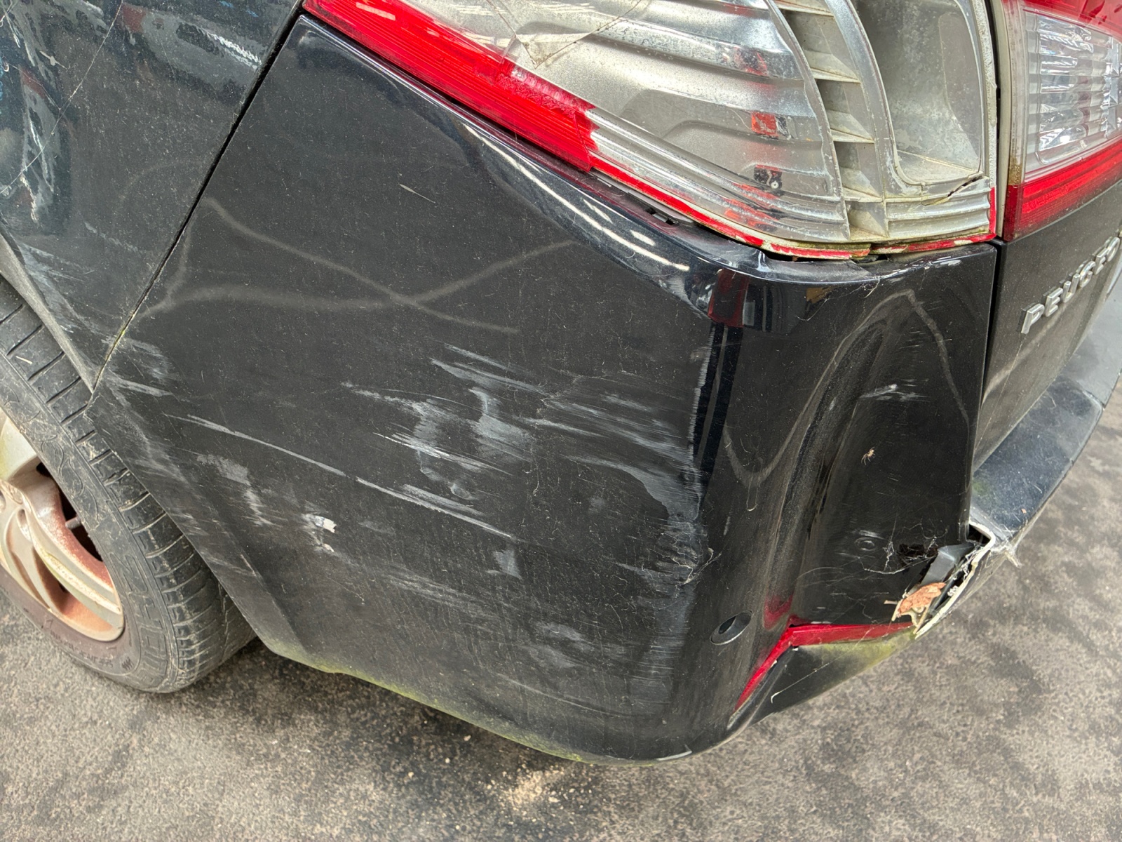 PEUGEOT 508 1.6 BlueHDi 120ch S&S BVM6 2015