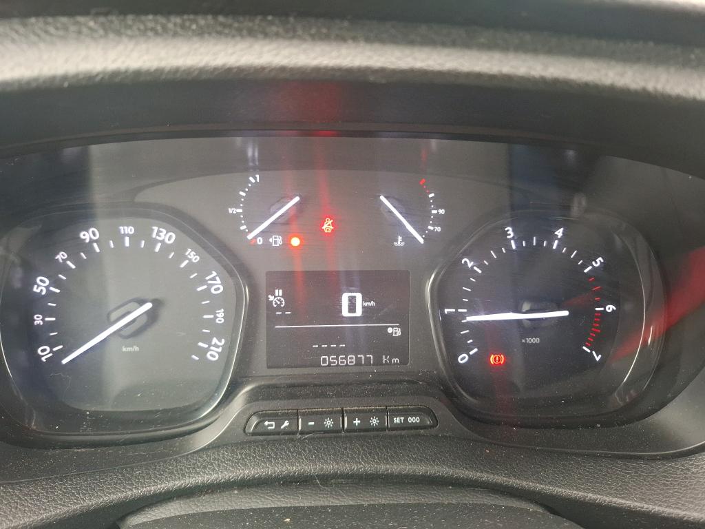TOYOTA  2022
