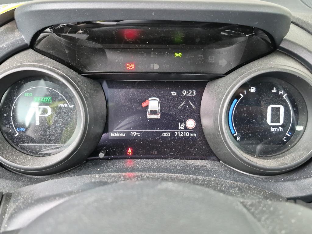 TOYOTA  2023