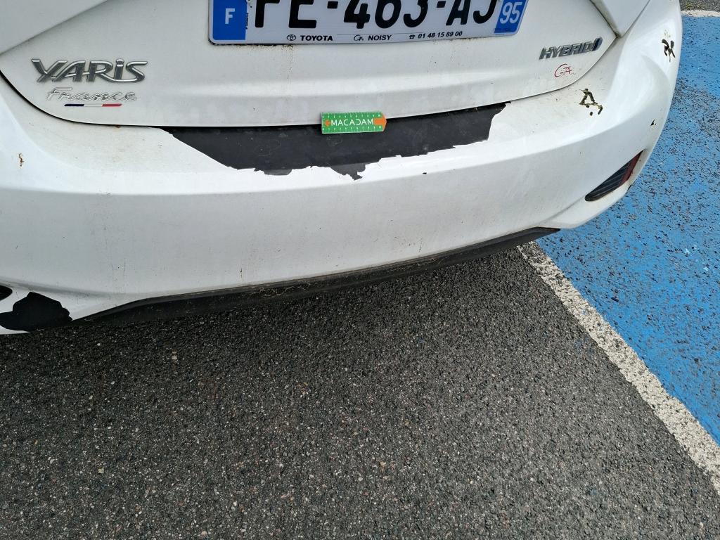 TOYOTA  2019