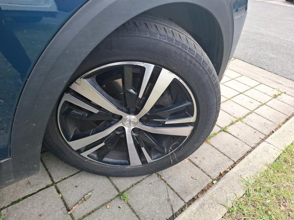 PEUGEOT PEUGEOT 5008 BlueHDi 130ch S&S EAT8 GT 2021