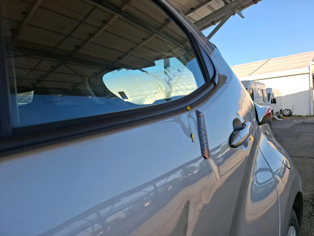 TOYOTA  2022