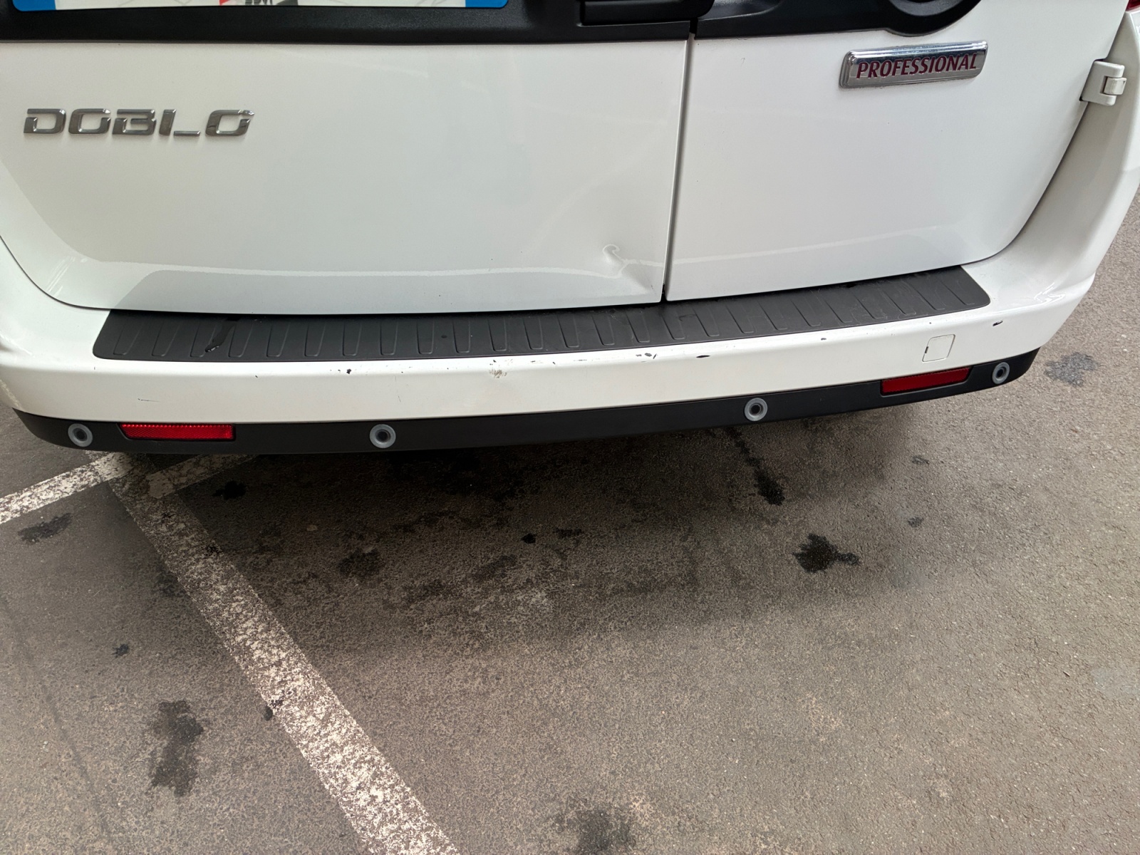 FIAT DOBLO CARGO FT 1.6 MULTIJET 105 PRO LOUNGE 2021