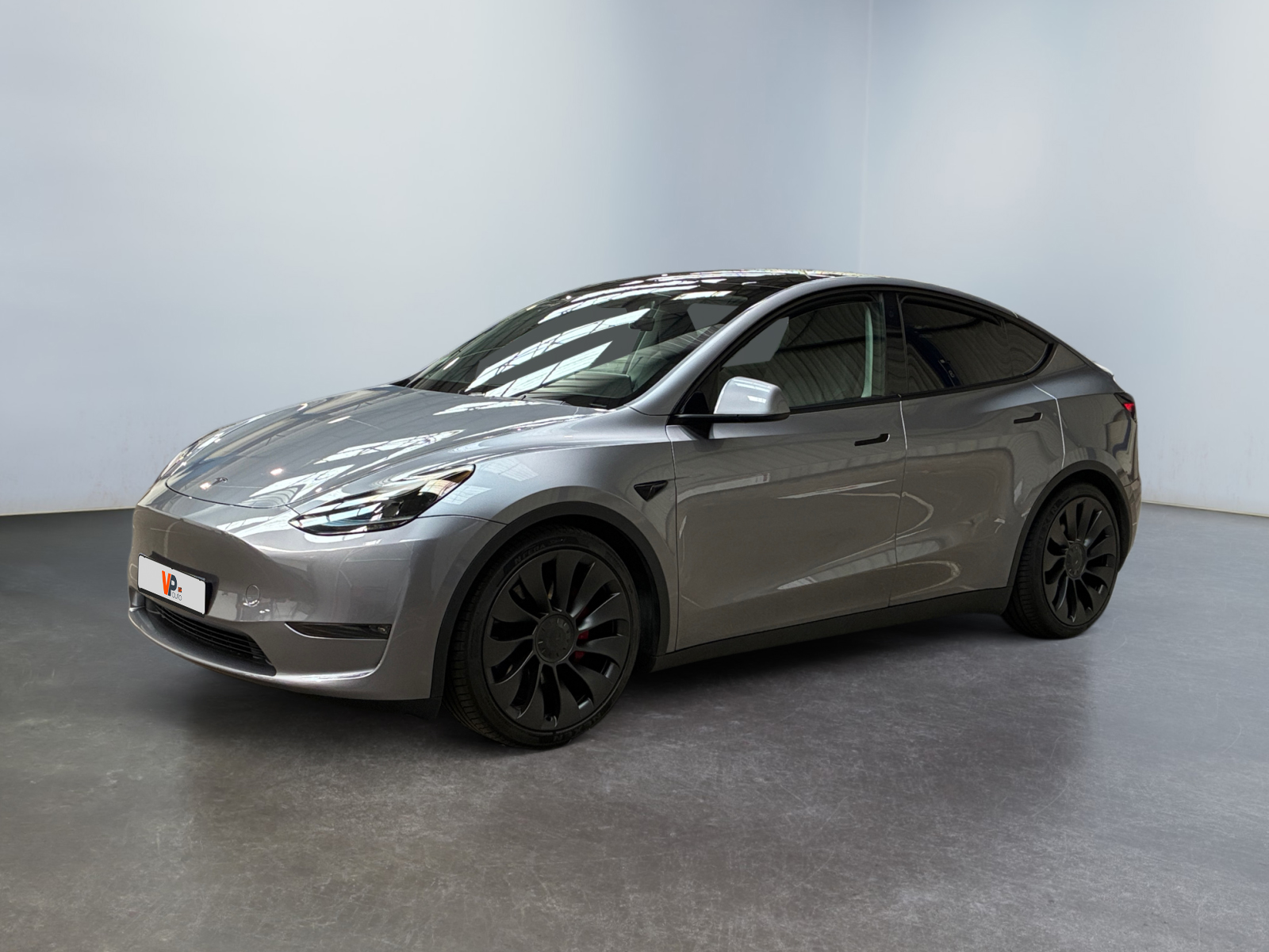 MODEL Y