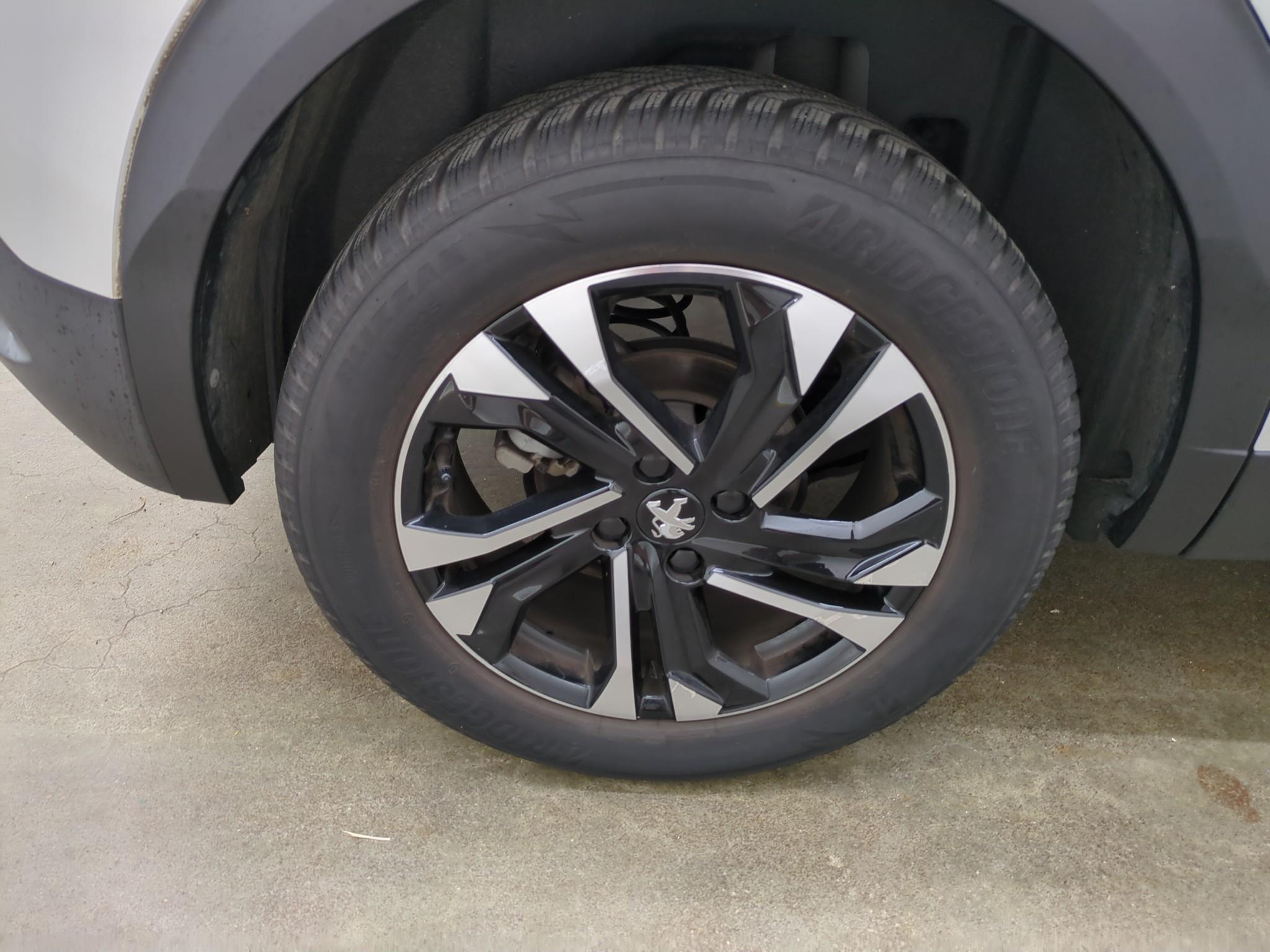 PEUGEOT 2008 BUSINESS BlueHDi 130 S&S EAT8 Allure 2021
