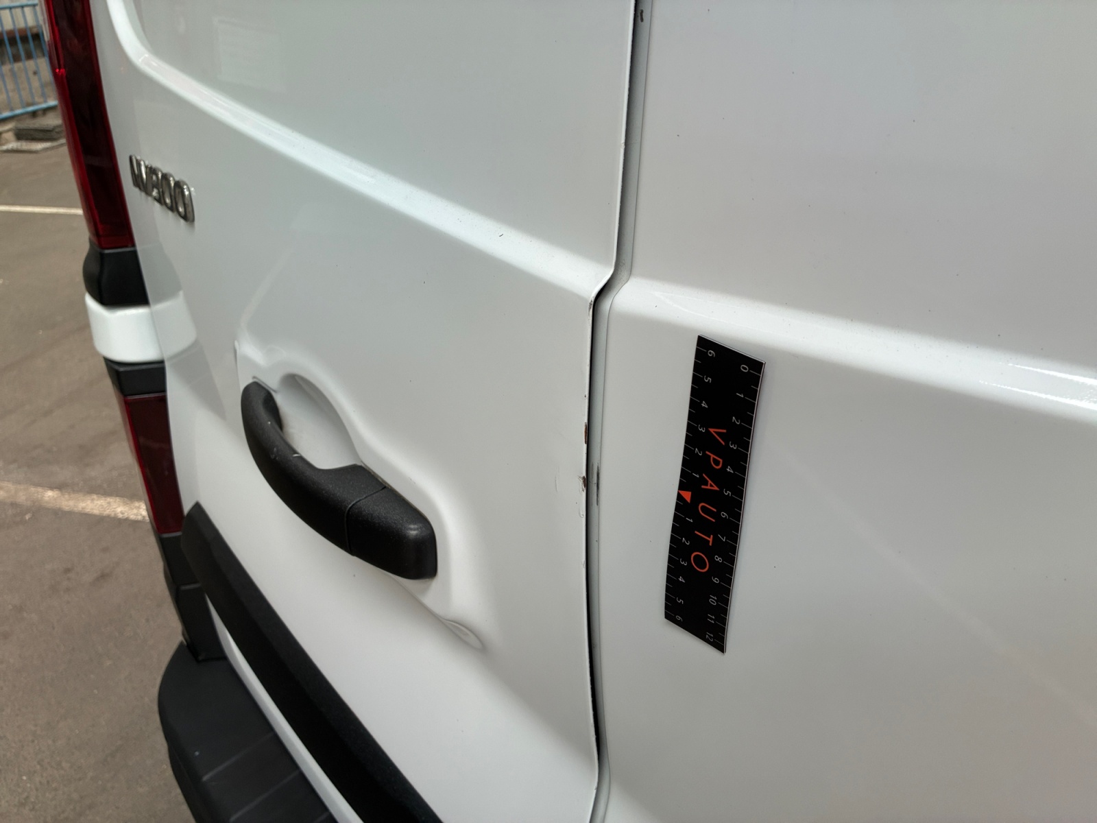 NISSAN NV300 FOURGON 2019 EURO 6D-TEMP FOURGON L1H1 2T8 2.0 DCI 120 BVM OPTIMA 2021