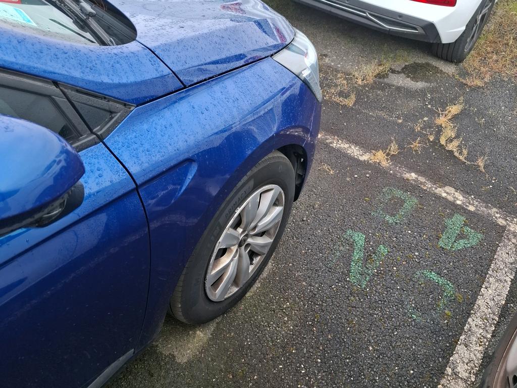 RENAULT RENAULT CLIO SOCIETE BLUE DCI 85 AIR NAV 2020