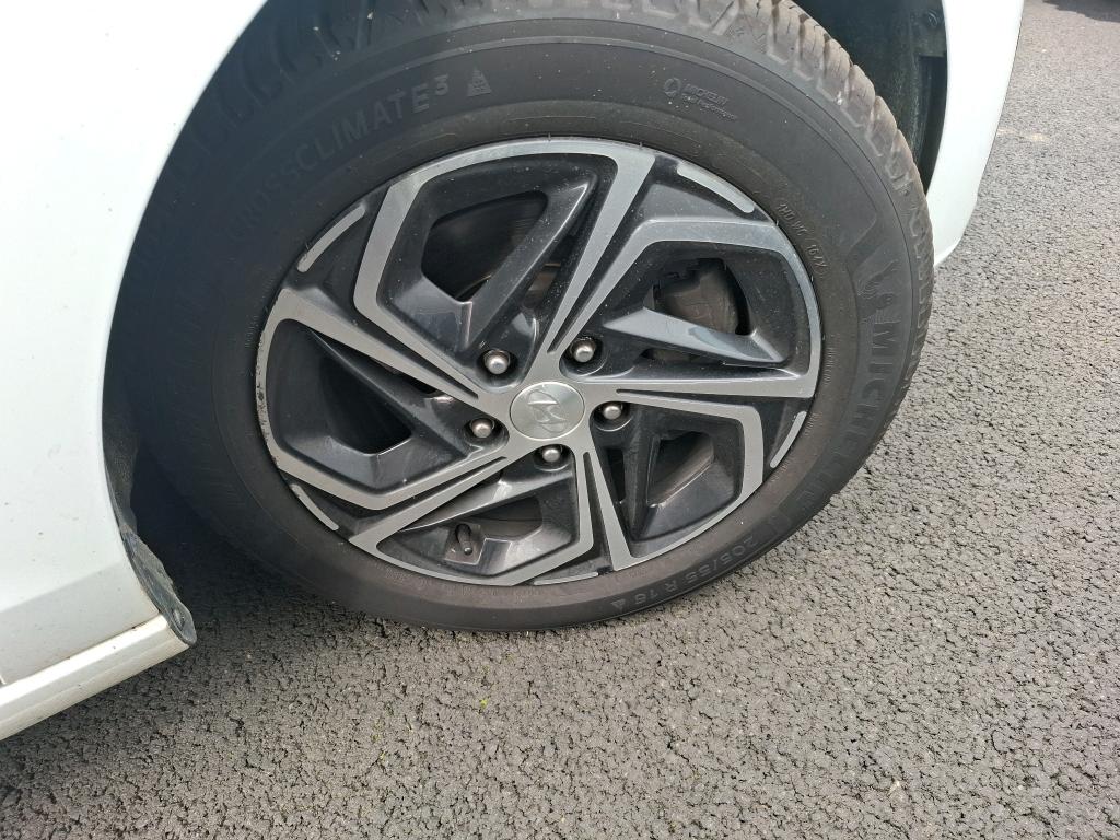 HYUNDAI  2022