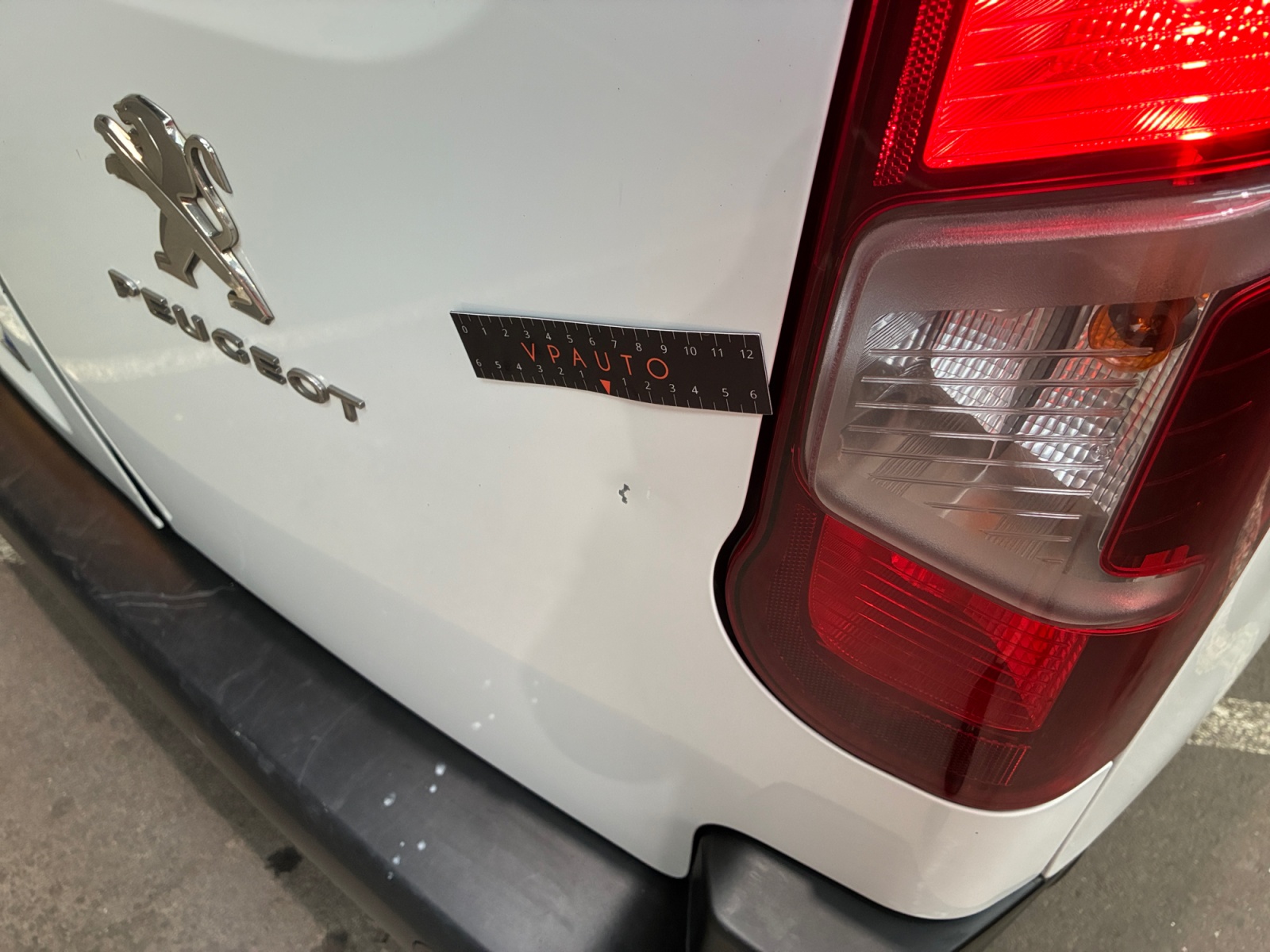 PEUGEOT PARTNER FOURGON STANDARD 650 KG BLUEHDI 100 S&S BVM6 PREMIUM 2022