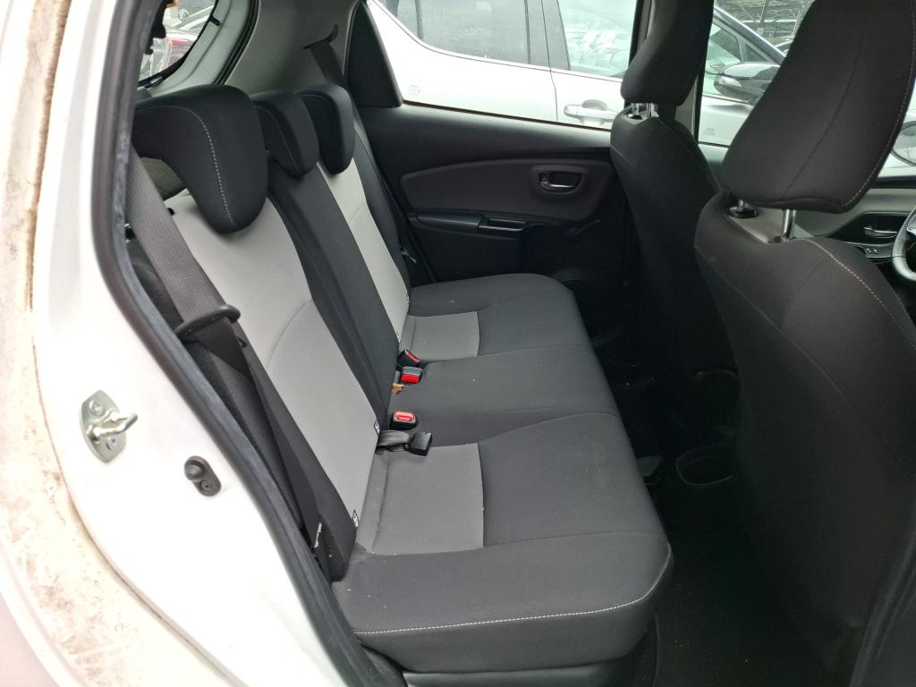 TOYOTA  2019