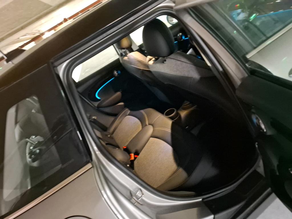 MINI MINI HATCH 5 Portes Cooper 136 ch BVA7 Essential 2023