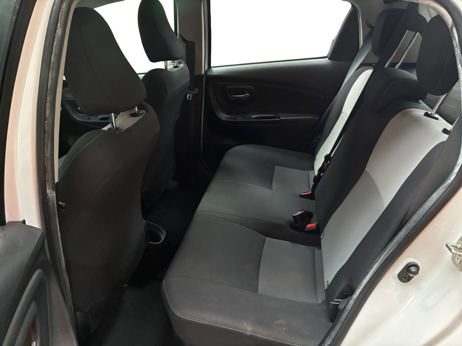 TOYOTA Yaris Hybride 100h Dynamic 2019