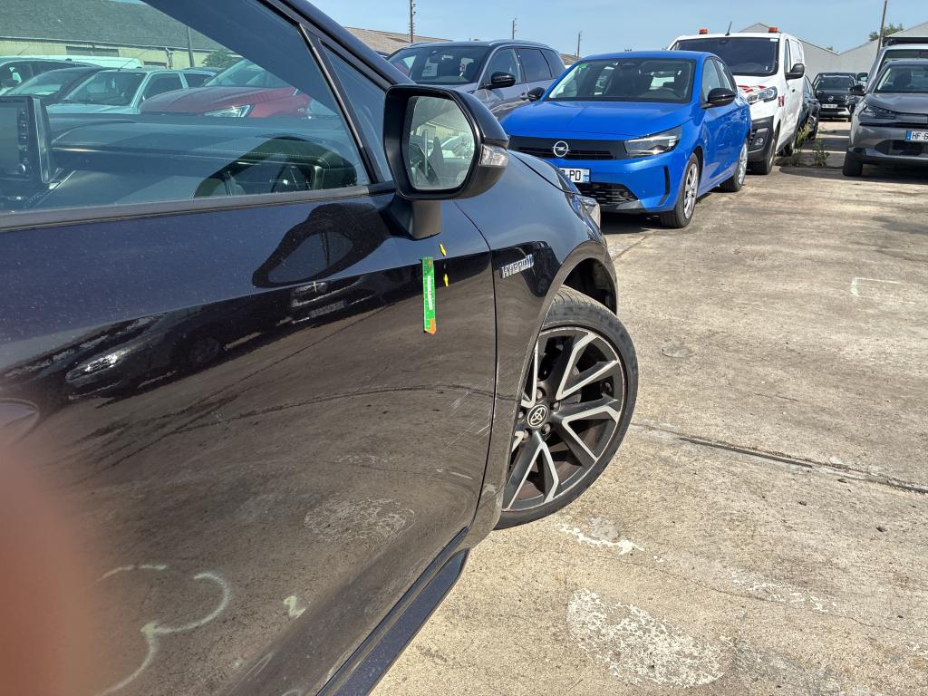 TOYOTA  2021