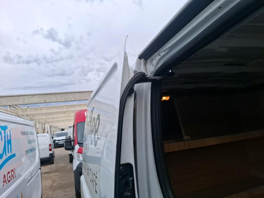RENAULT RENAULT TRAFIC FOURGON FGN L2H1 1300 KG DCI 145 ENERGY GRAND CONFORT 2021