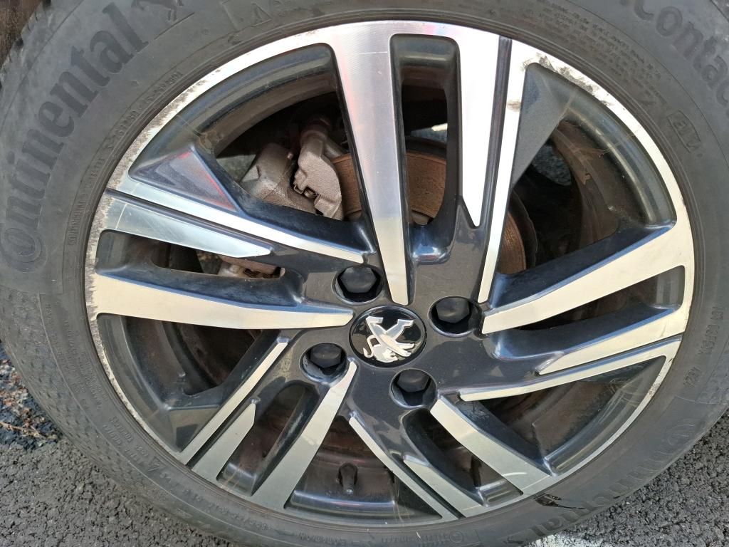 PEUGEOT PEUGEOT 208) 208 BlueHDi 100 S&S BVM6 Active Pack 2023