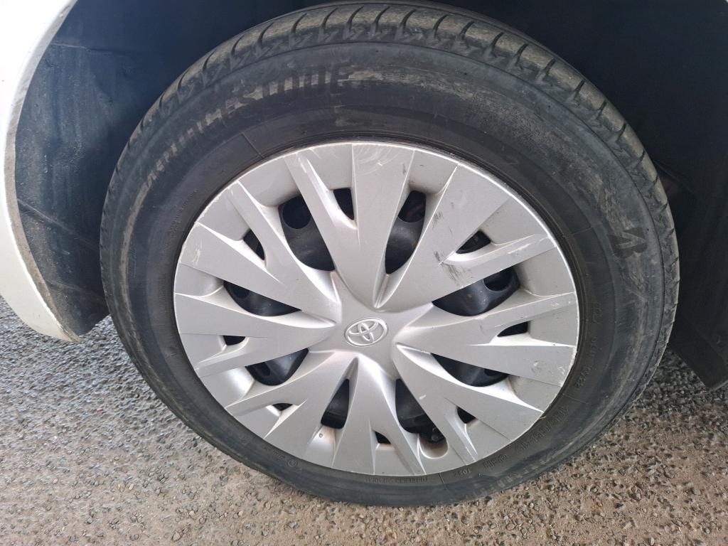 TOYOTA  2022