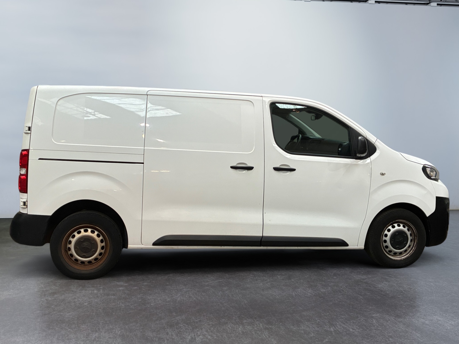 PEUGEOT EXPERT FOURGON EXPERT FGN TOLE STANDARD 2.0 BLUEHDI 120 S&S BVM6 PREMIUM 2021